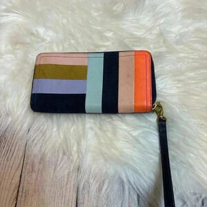 Fossil Striped Zippered Large Wallet